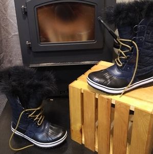 SOREL Womens Tofino II Snow Boot, Size 9